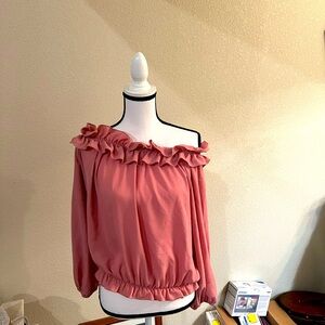 Rose colored ruffle top, off shoulder